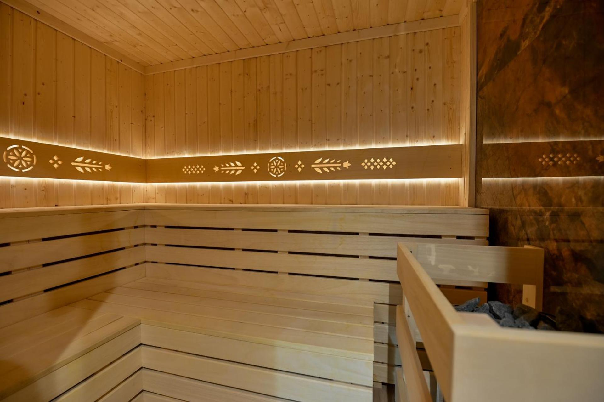 Pod Tatrami 1 - Swietna Lokalizacja - Sauna Finska Oraz Infrared I Grota Solna - Jedno Wejscie Gratis Bialka Tatrzanska Luaran gambar